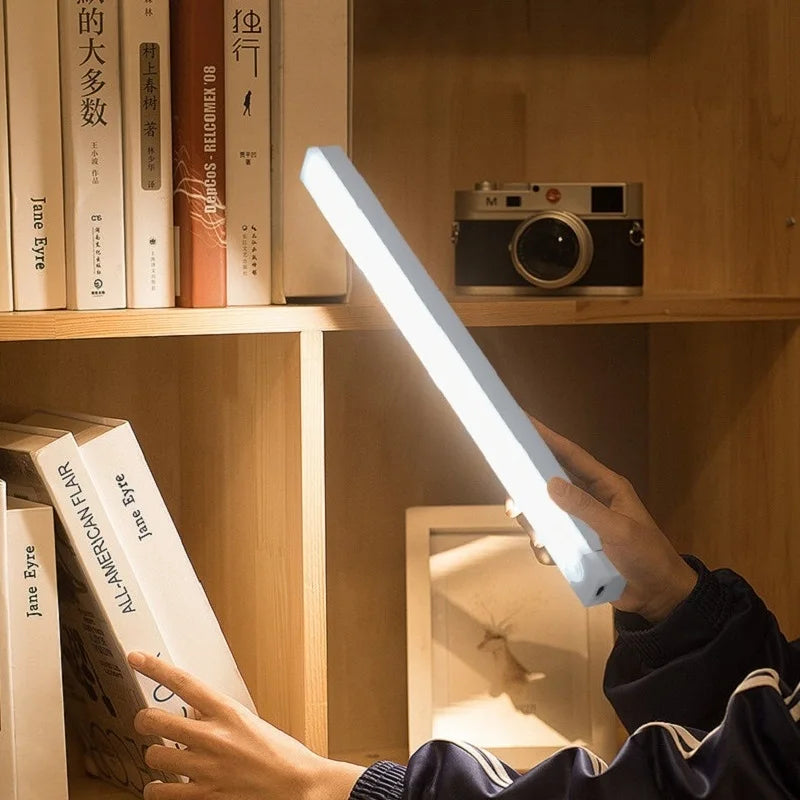 Lampe LED Sans Fil à Détecteur de Mouvement