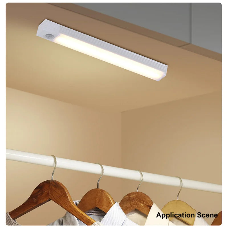 Lampe LED Sans Fil à Détecteur de Mouvement